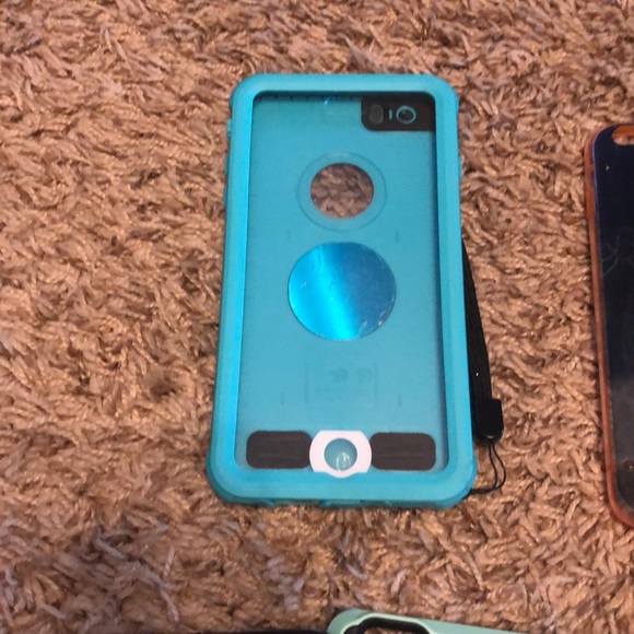 iPhone 6 Plus with cases ***Unlocked*** - Picture 4 of 7